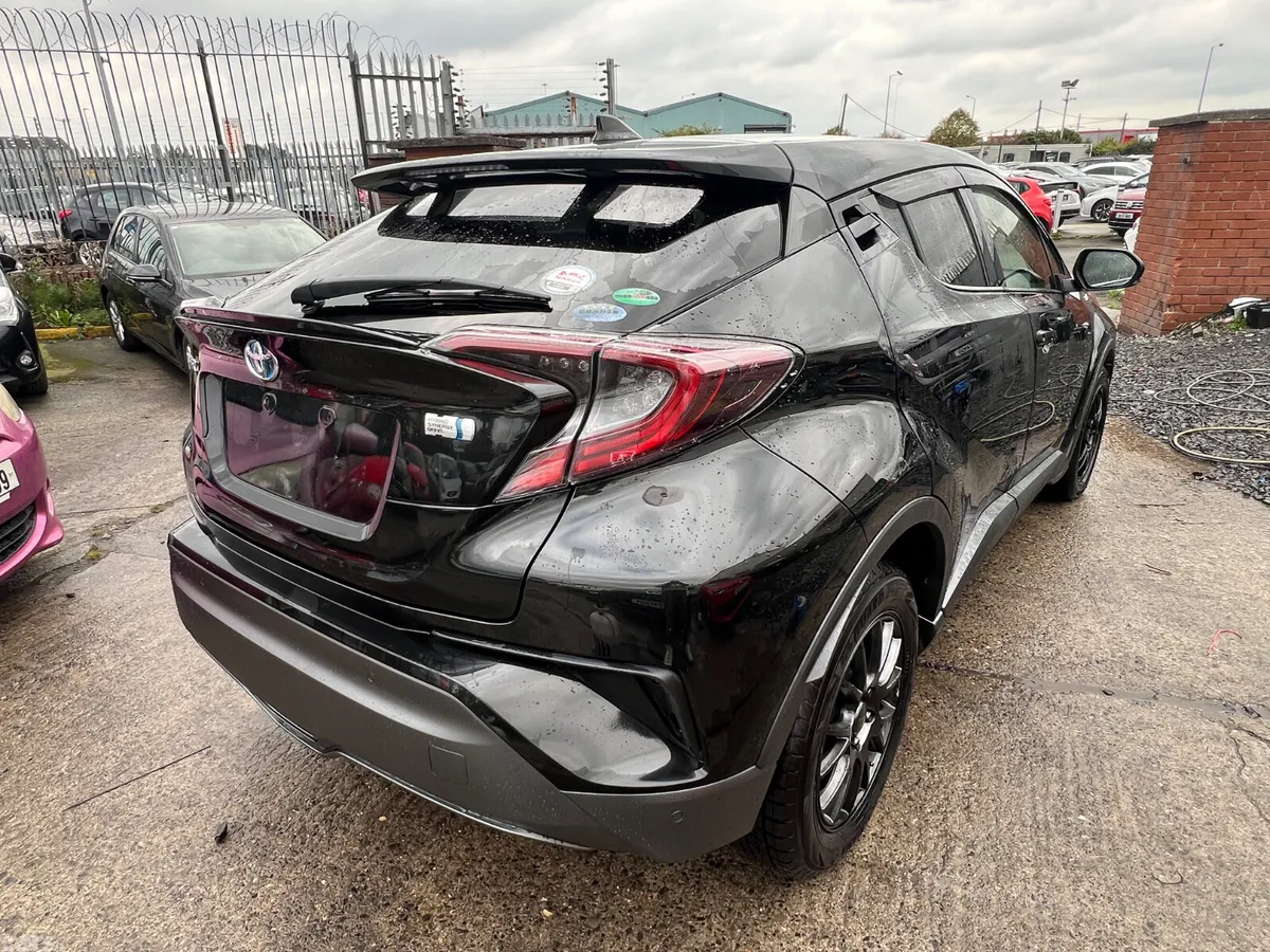 Toyota C-HR SUV, Petrol Hybrid, 2017, Black