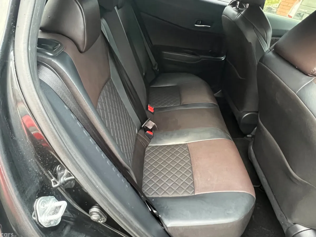 Toyota C-HR SUV, Petrol Hybrid, 2017, Black