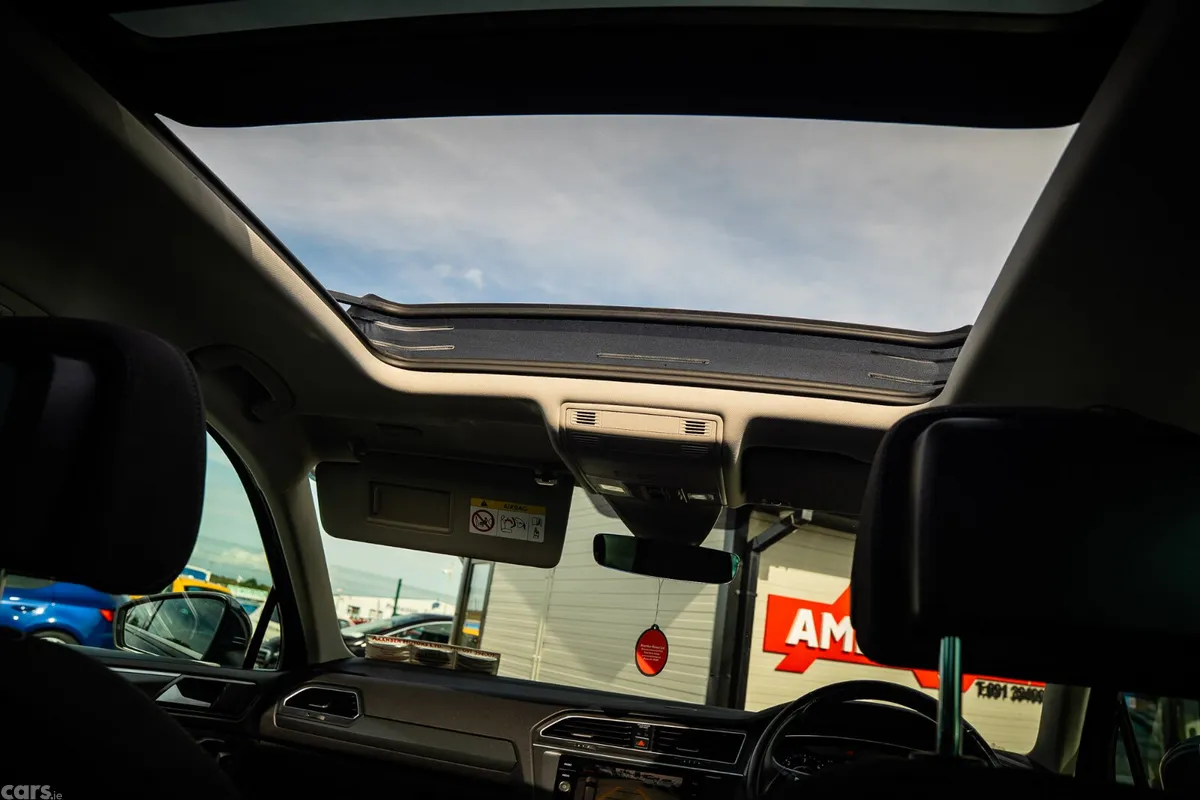 Volkswagen Tiguan SUV, Diesel, 2018, Grey