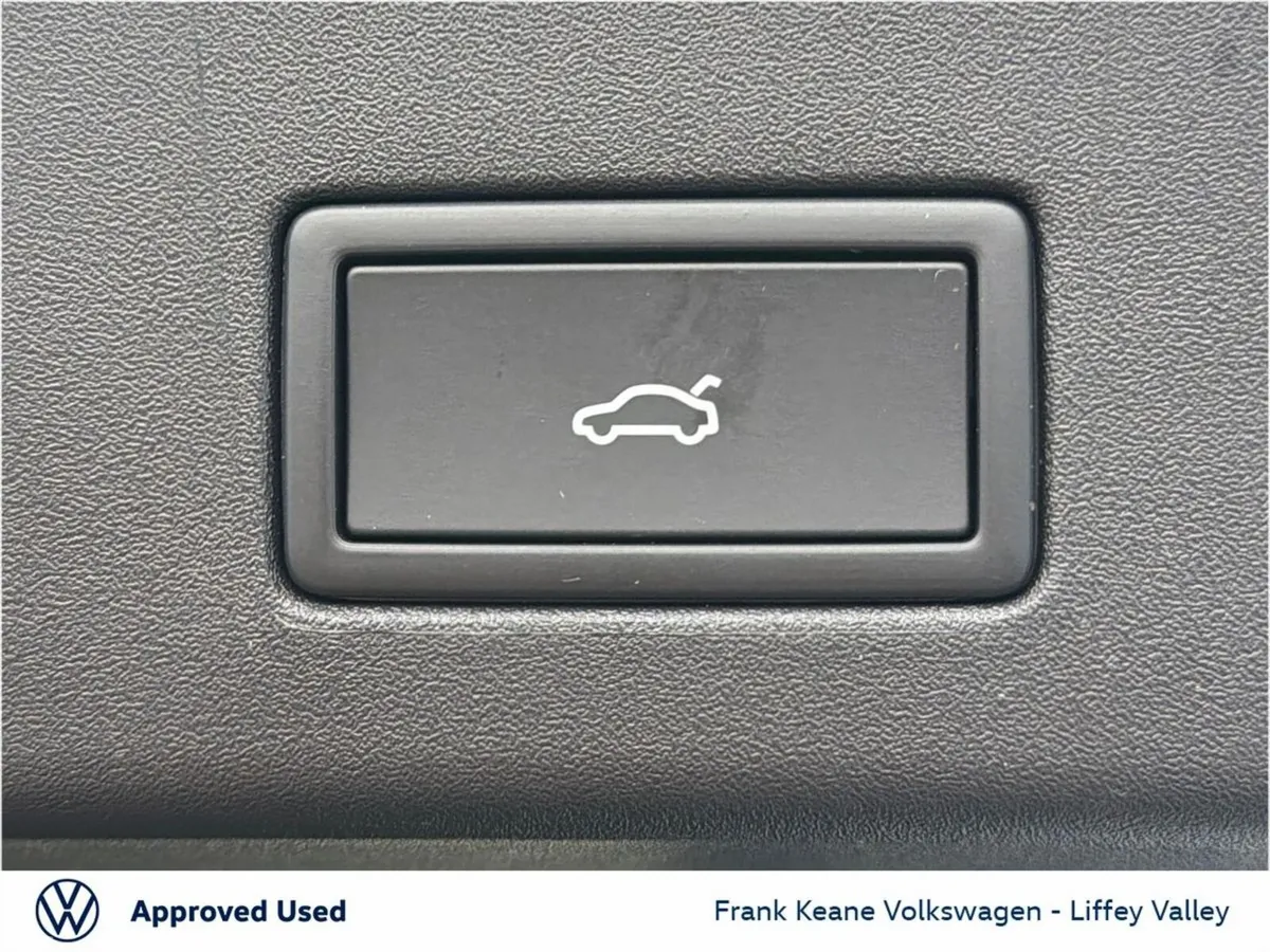 Volkswagen ID.4 SUV, Electric, 2026, White