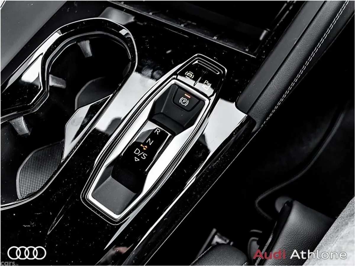 Audi Q5 SUV, Petrol Plug-in Hybrid, 2027, Black