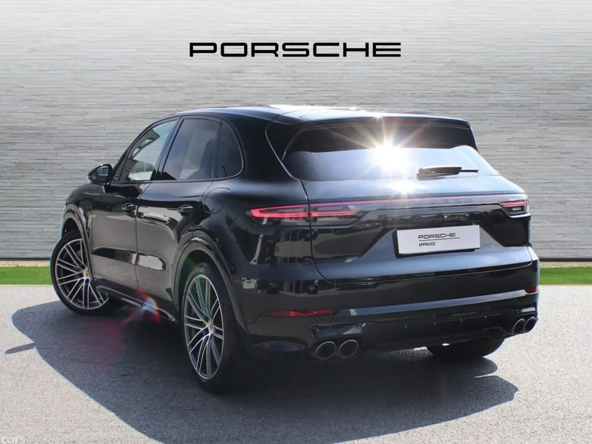 Porsche Cayenne SUV, Petrol Hybrid, 2023, Black