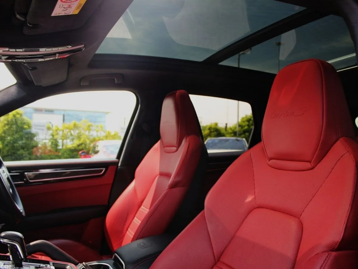 Porsche Cayenne SUV, Petrol Hybrid, 2023, Black