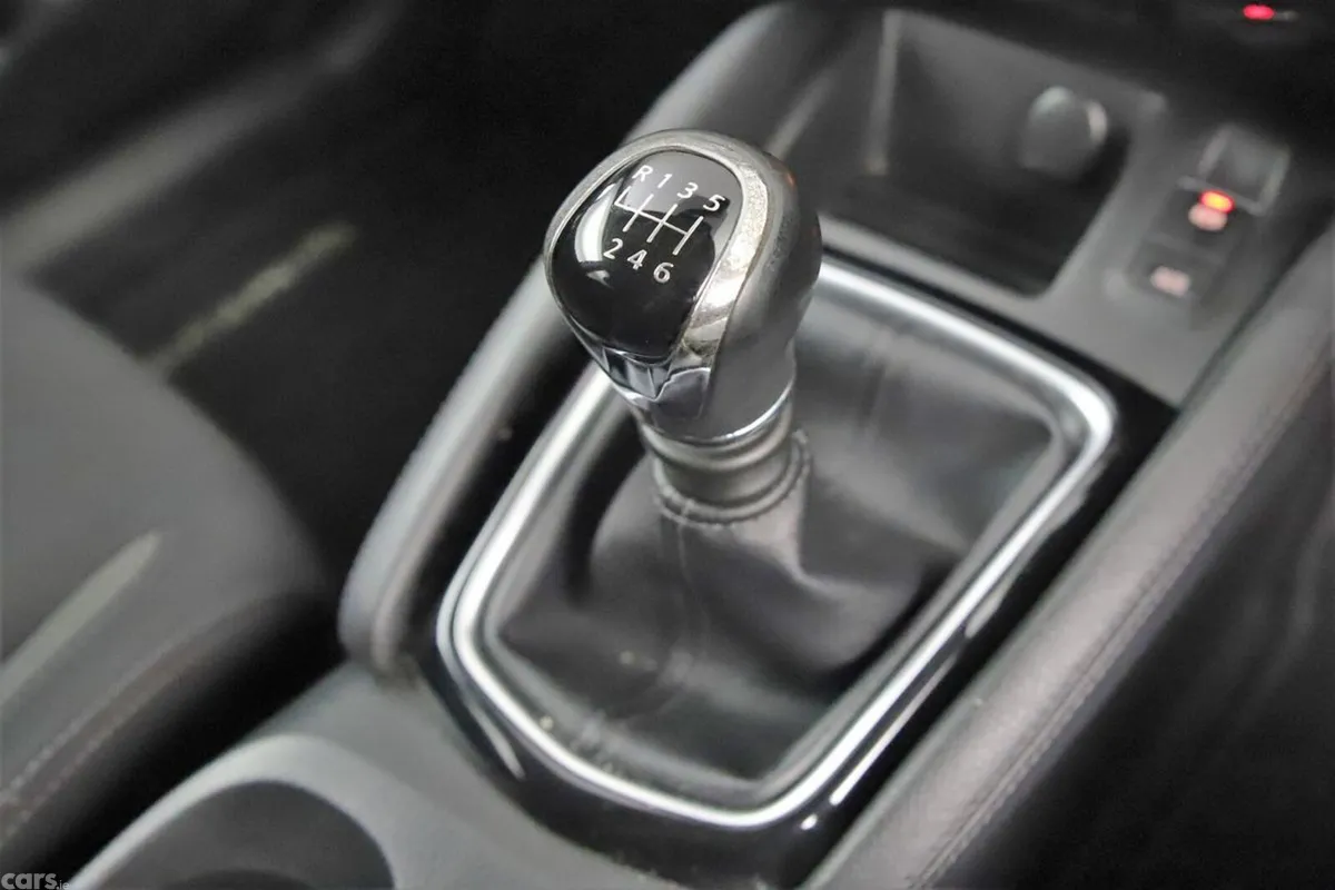 Nissan Qashqai SUV, Petrol, 2020, Blue