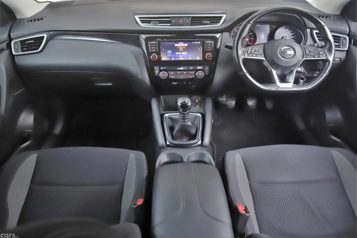 Nissan Qashqai SUV, Petrol, 2020, Blue
