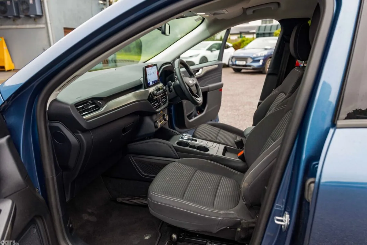 Ford Kuga SUV, Petrol, 2024, Blue