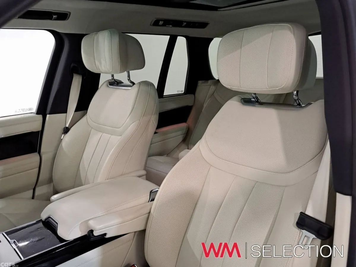 Land Rover Range Rover SUV, Petrol Plug-in Hybrid, 2024, Blue