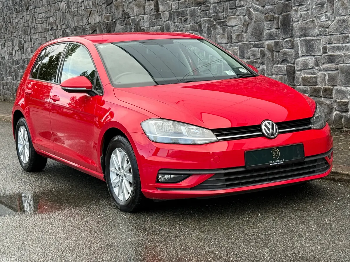 Volkswagen Golf Estate, Diesel, 2018, Red