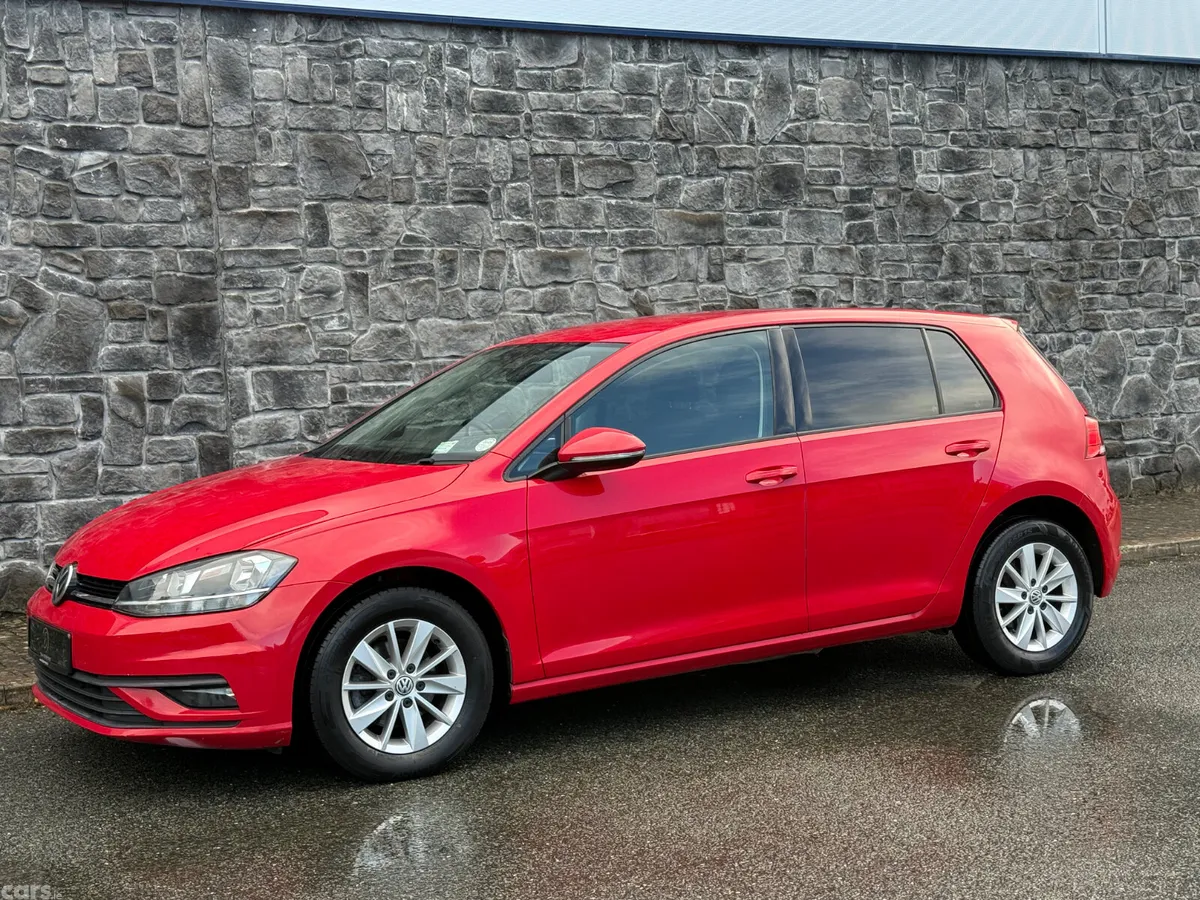 Volkswagen Golf Estate, Diesel, 2018, Red