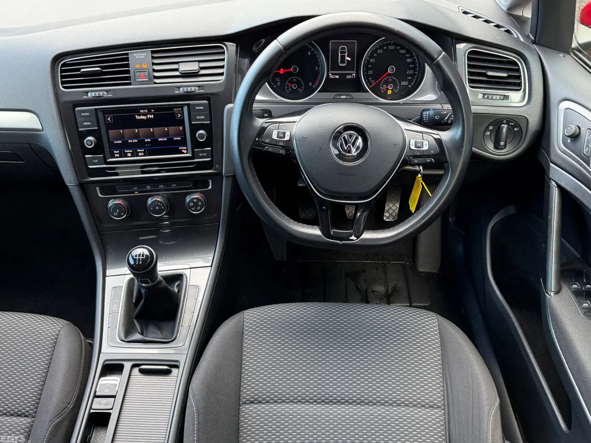 Volkswagen Golf Estate, Diesel, 2018, Red