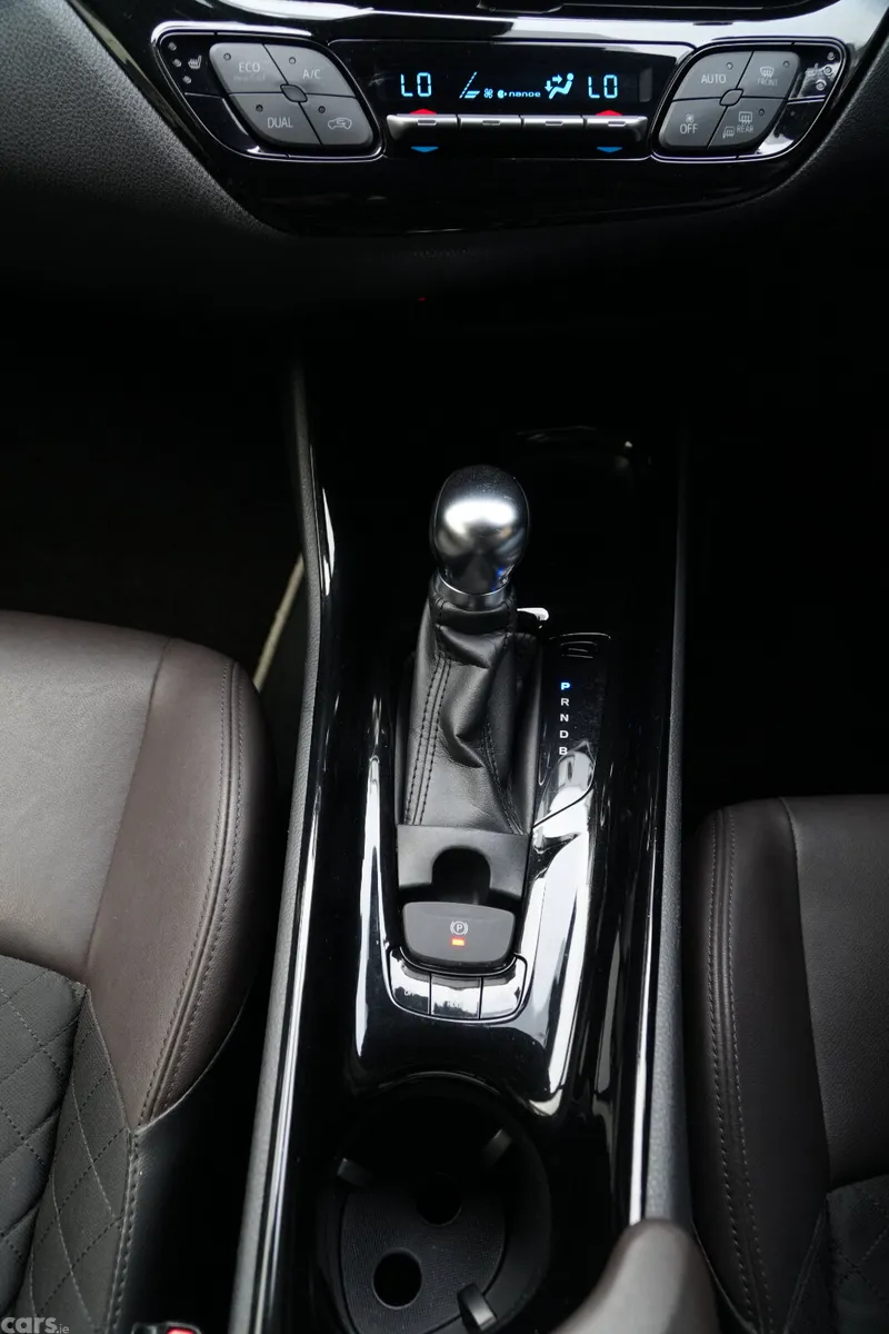 Toyota C-HR Hatchback, Petrol Hybrid, 2018, White