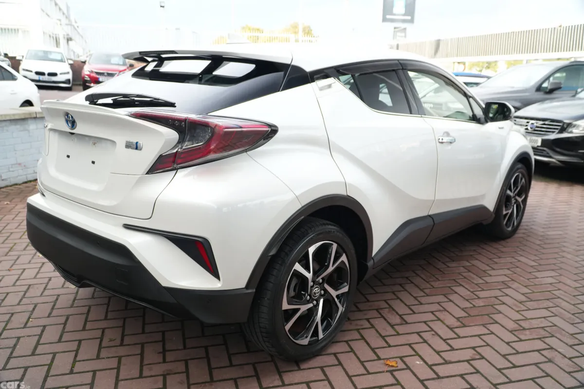 Toyota C-HR Hatchback, Petrol Hybrid, 2018, White