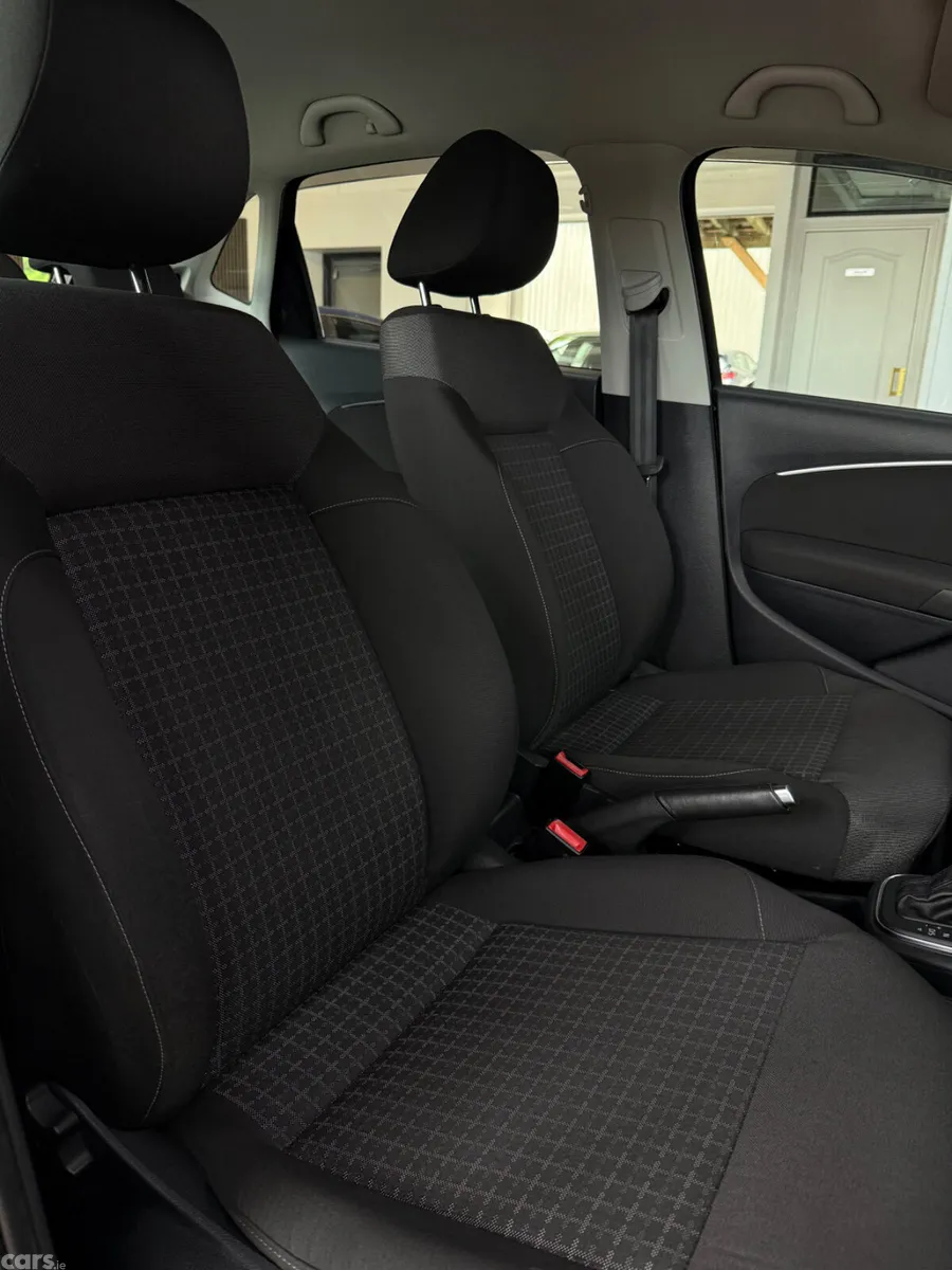 Volkswagen Polo Hatchback, Petrol, 2015, Black