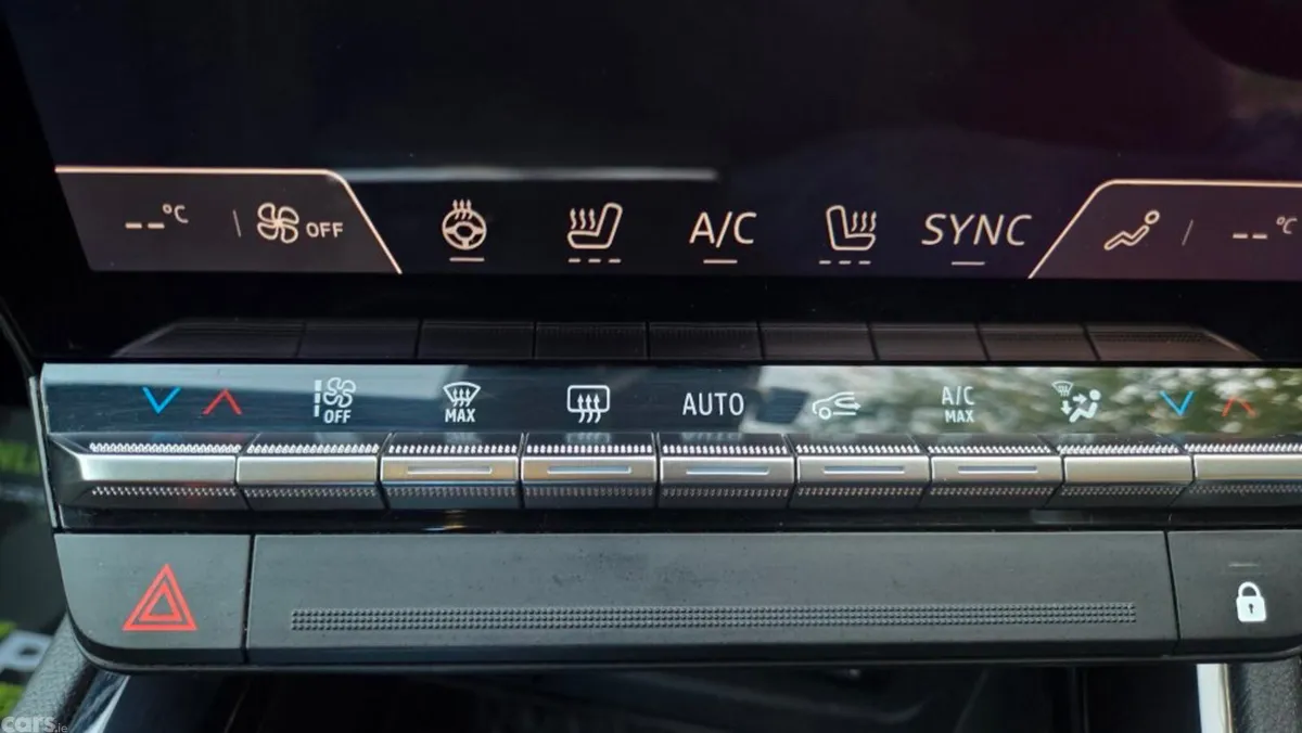 Renault Austral SUV, Petrol, 2023, Blue