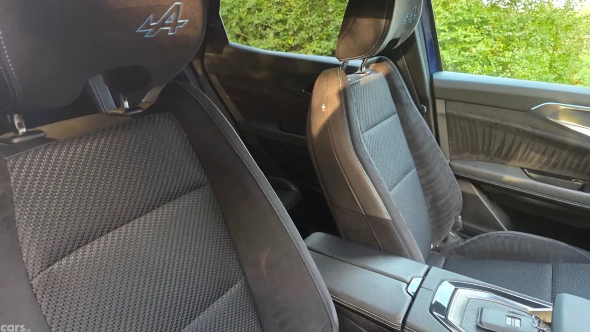 Renault Austral SUV, Petrol, 2023, Blue