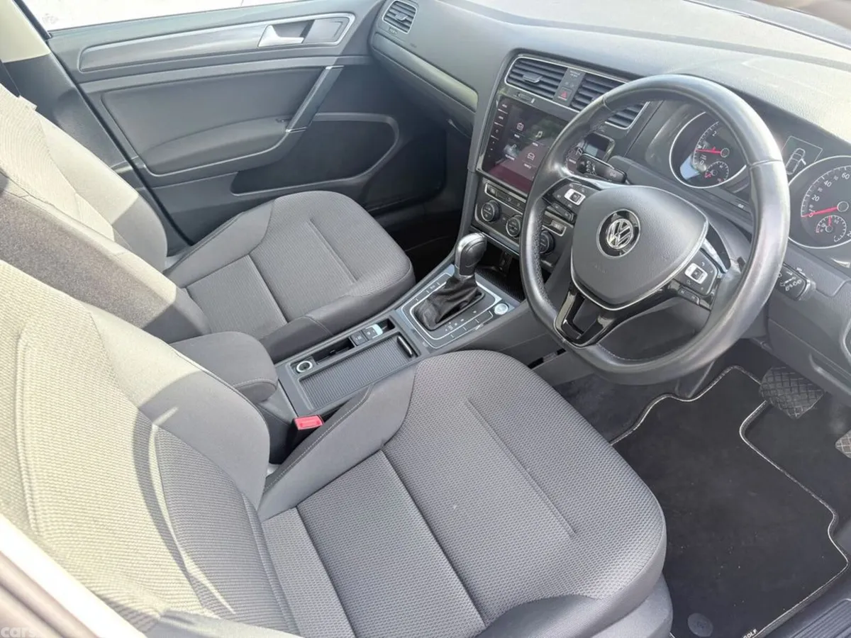 Volkswagen Golf Hatchback, Petrol, 2017, Blue