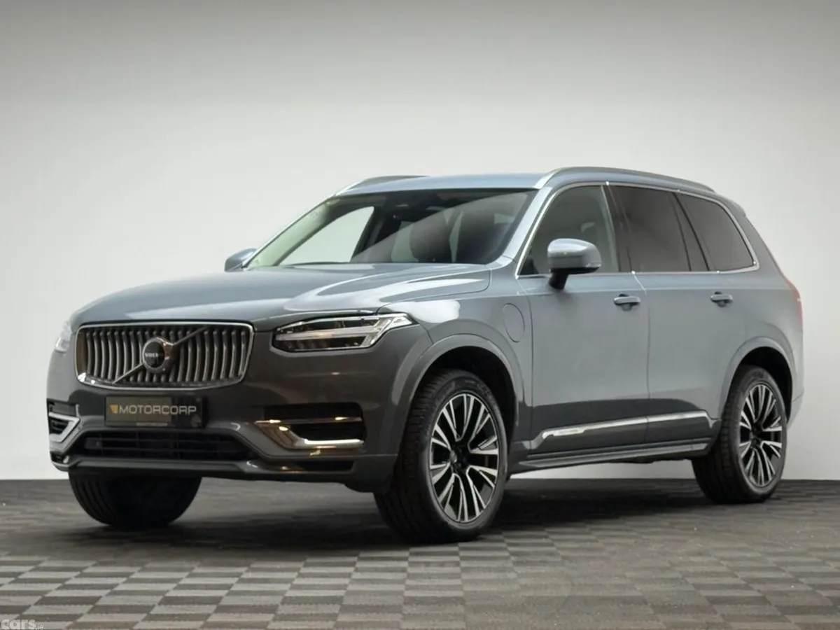 Volvo XC90 SUV, Petrol Plug-in Hybrid, 2023, Grey