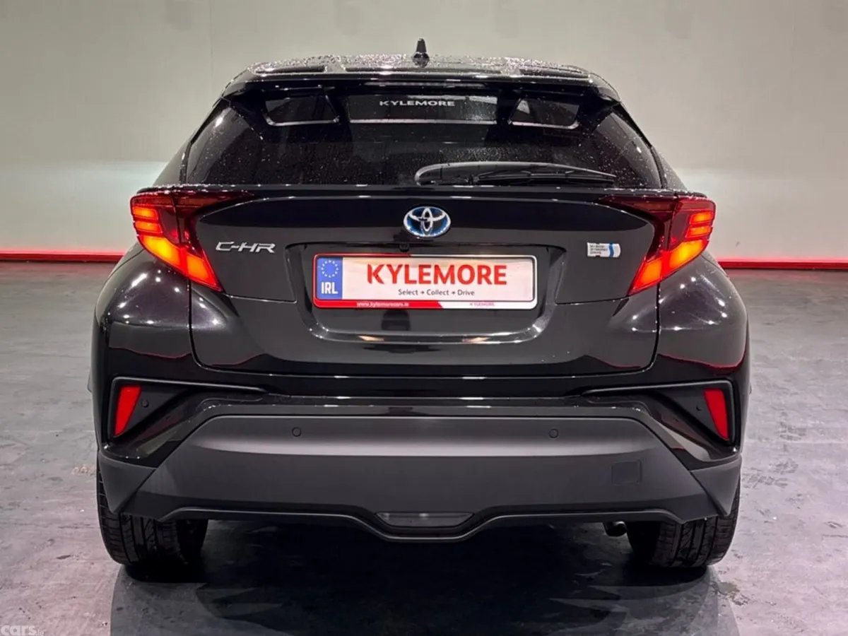Toyota C-HR SUV, Petrol Hybrid, 2023, Black
