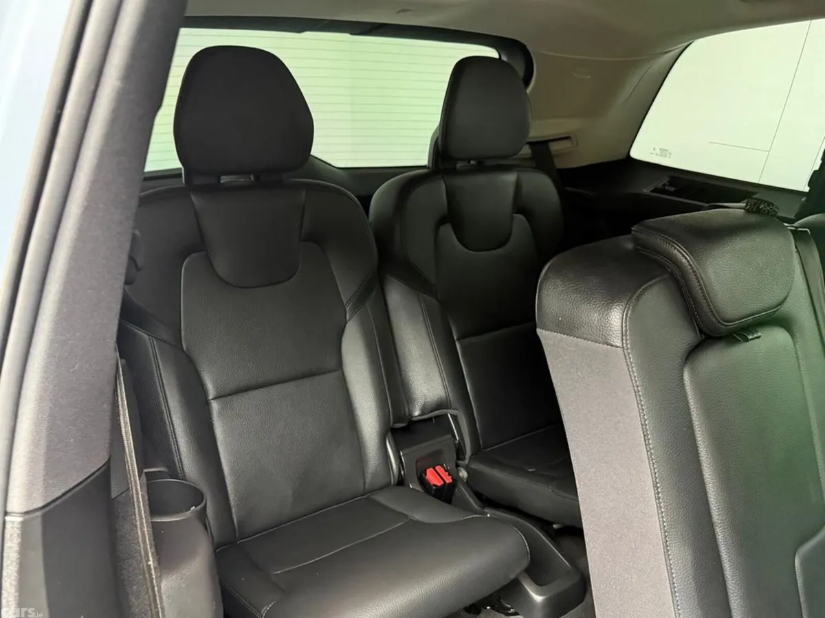Volvo XC90 SUV, Petrol Plug-in Hybrid, 2023, Grey