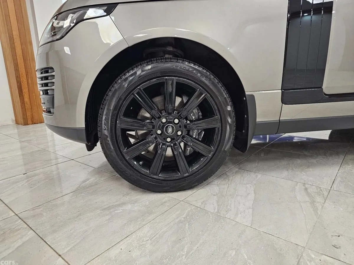 Land Rover Range Rover SUV, Petrol Plug-in Hybrid, 2021, Silver