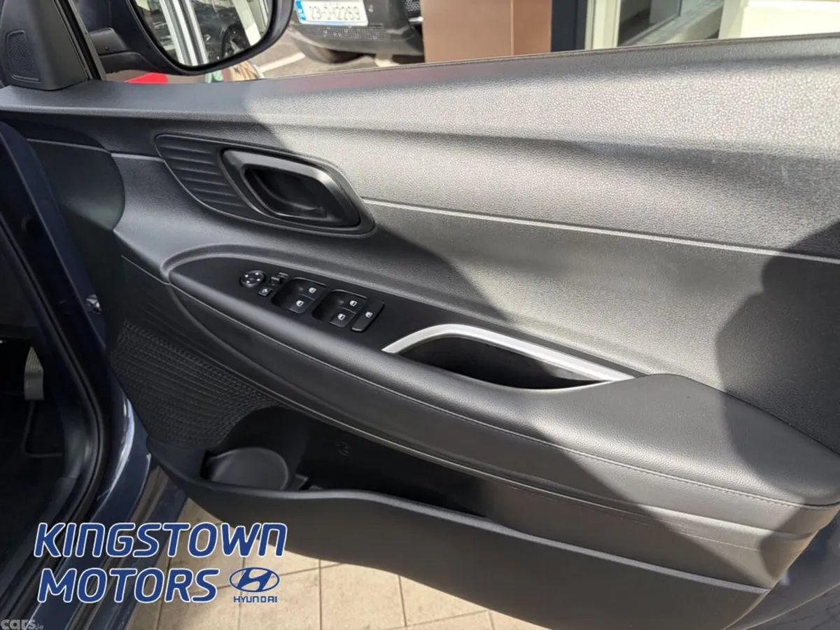 Hyundai i20 Hatchback, Petrol, 2025, Grey