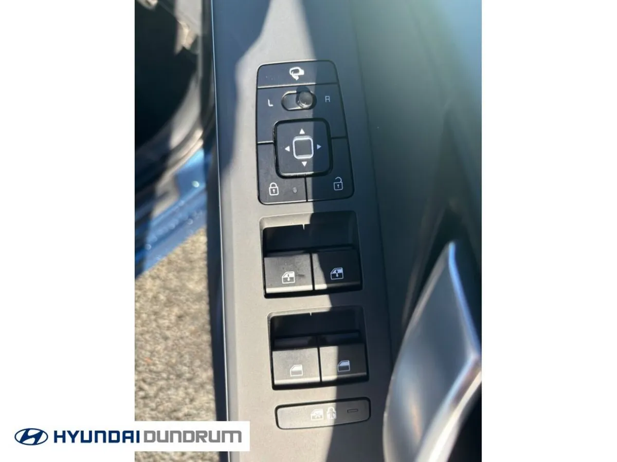 Kia Niro MPV, Petrol Plug-in Hybrid, 2023, Blue