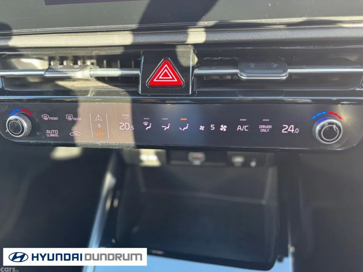 Kia Niro MPV, Petrol Plug-in Hybrid, 2023, Blue