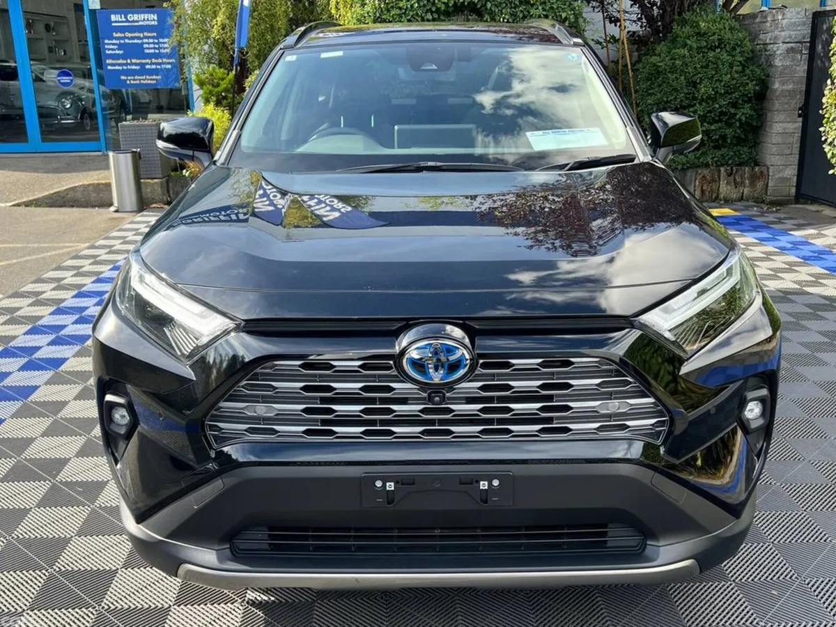 Toyota RAV4 SUV, Petrol Hybrid, 2023, Black
