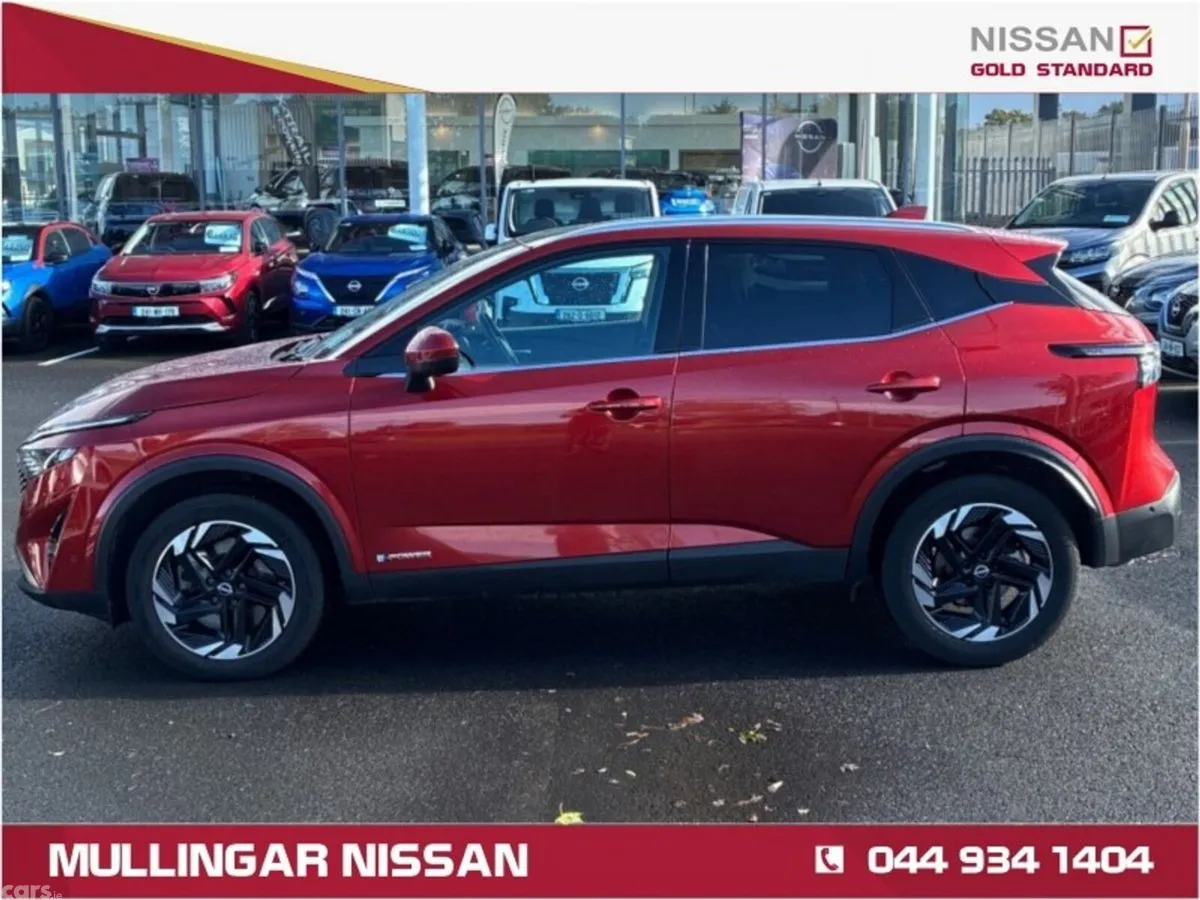 Nissan Qashqai MPV, Petrol Hybrid, 2026, Red