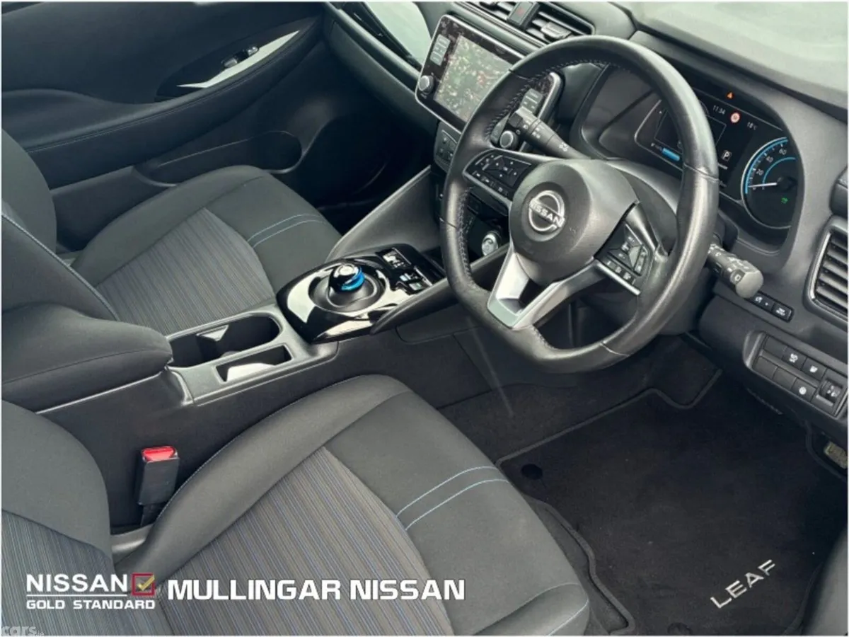 Nissan Leaf Hatchback, Electric, 2022, White