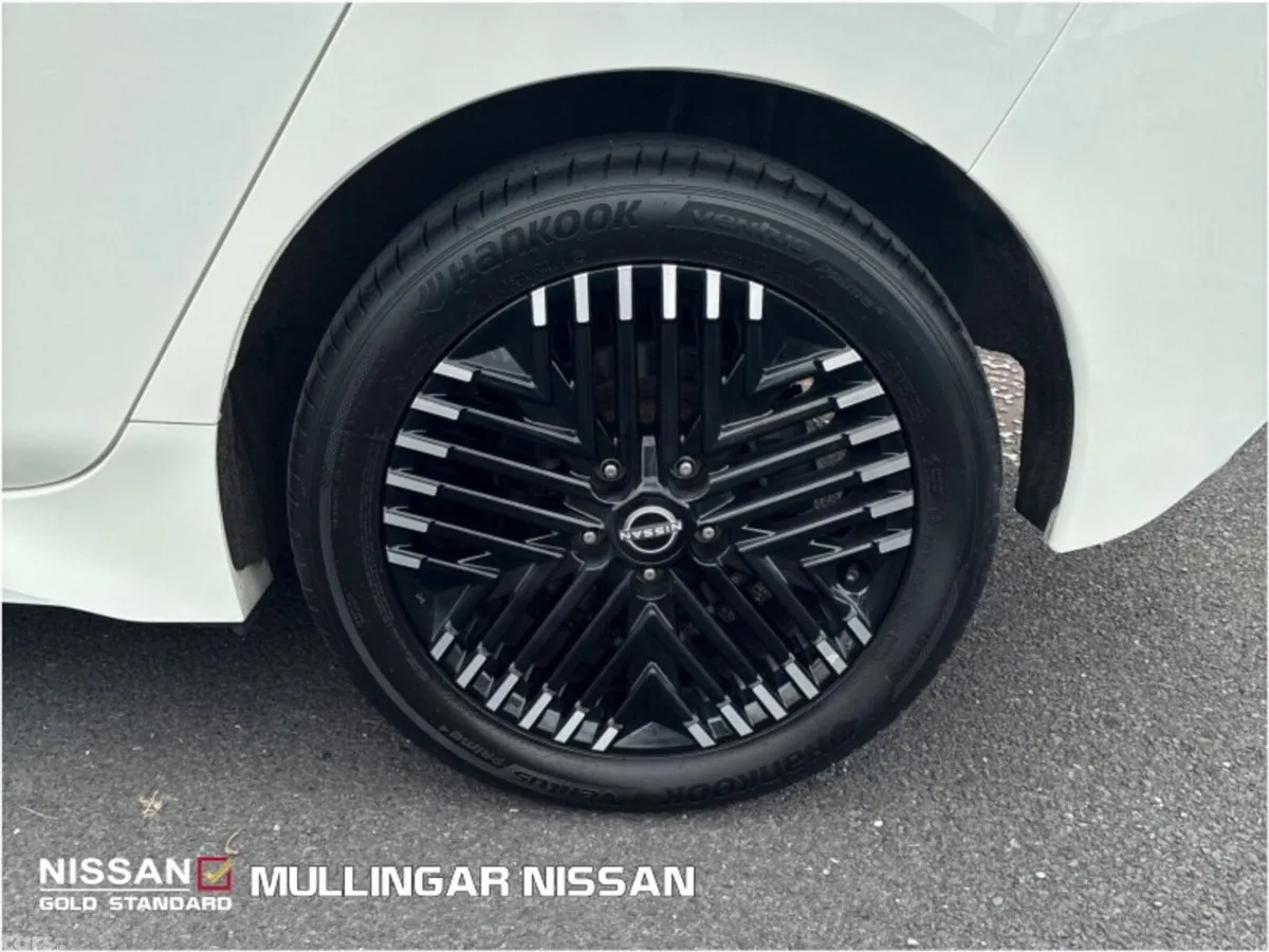 Nissan Leaf Hatchback, Electric, 2022, White