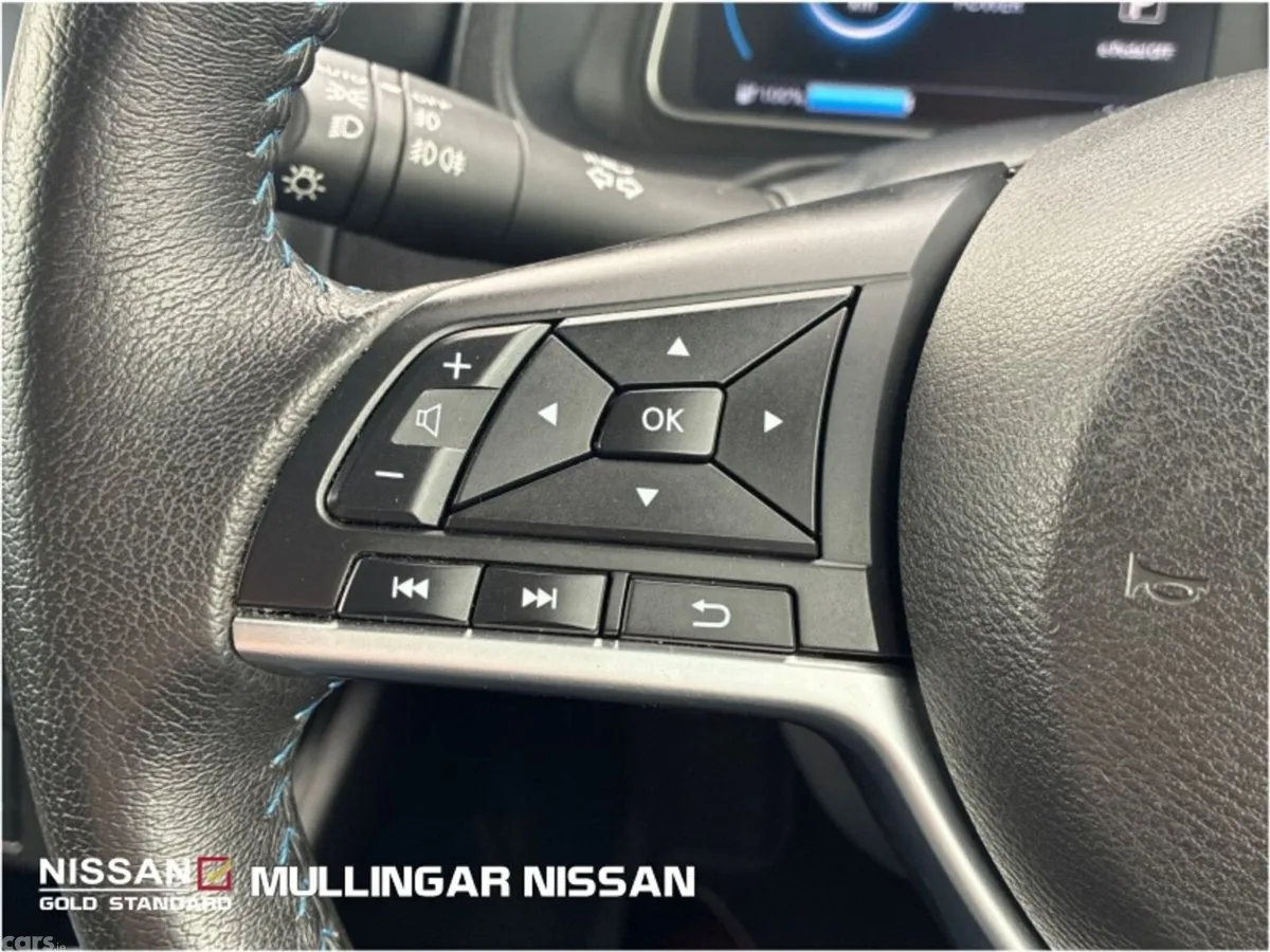 Nissan Leaf Hatchback, Electric, 2022, White