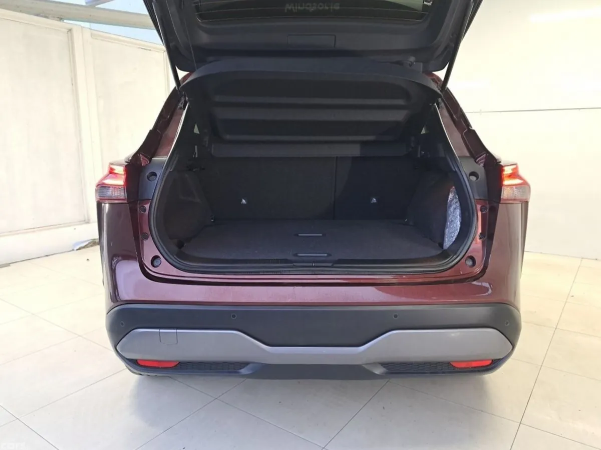 Nissan Qashqai SUV, Petrol Hybrid, 2024, Red
