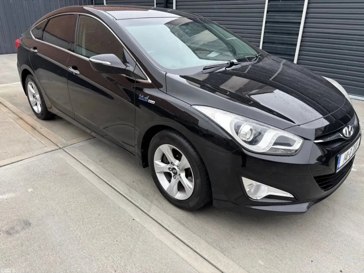 Hyundai i40 Saloon, Diesel, 2014, Black