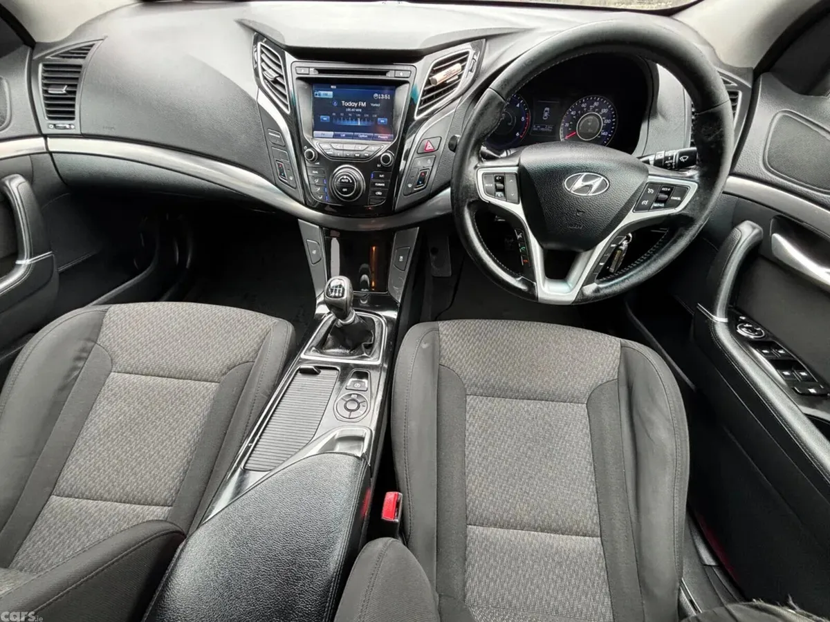 Hyundai i40 Saloon, Diesel, 2014, Black