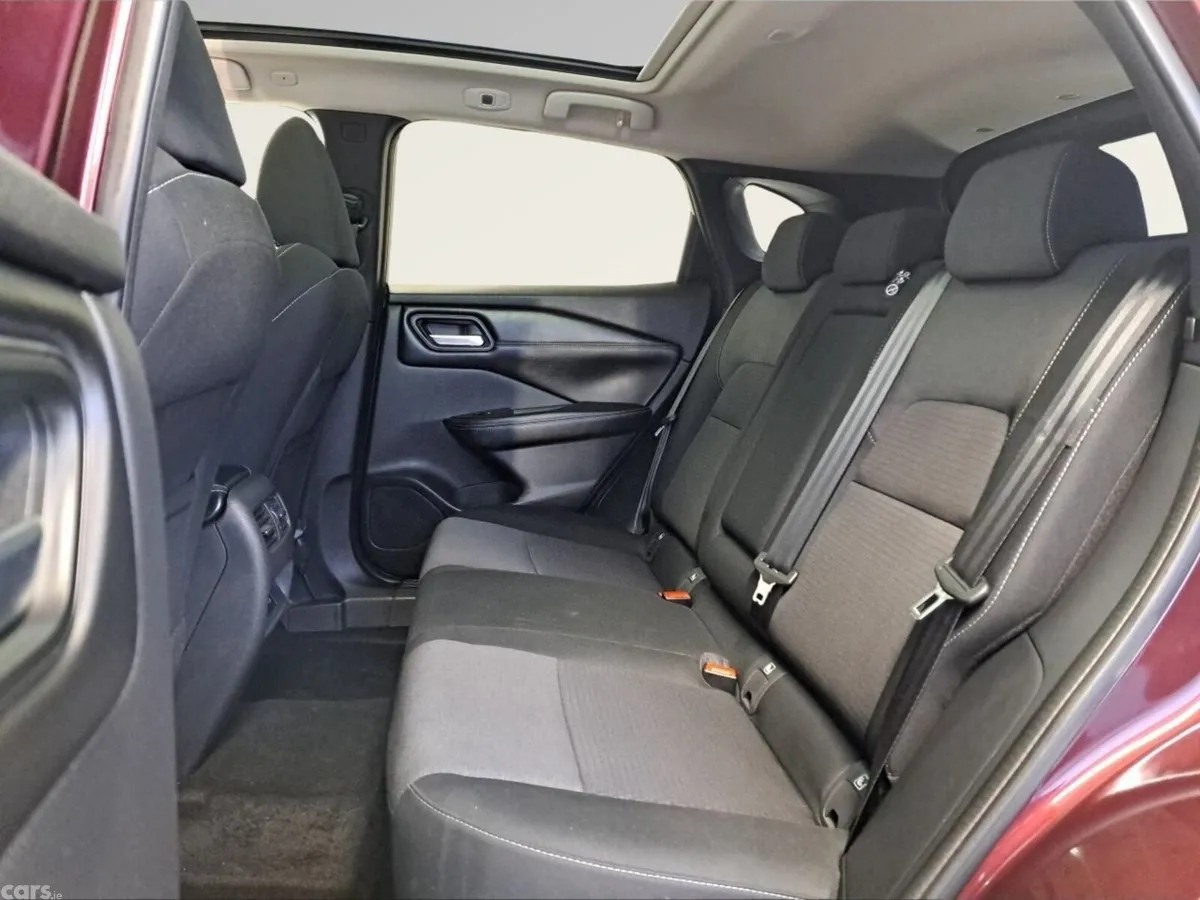 Nissan Qashqai SUV, Petrol Hybrid, 2024, Red