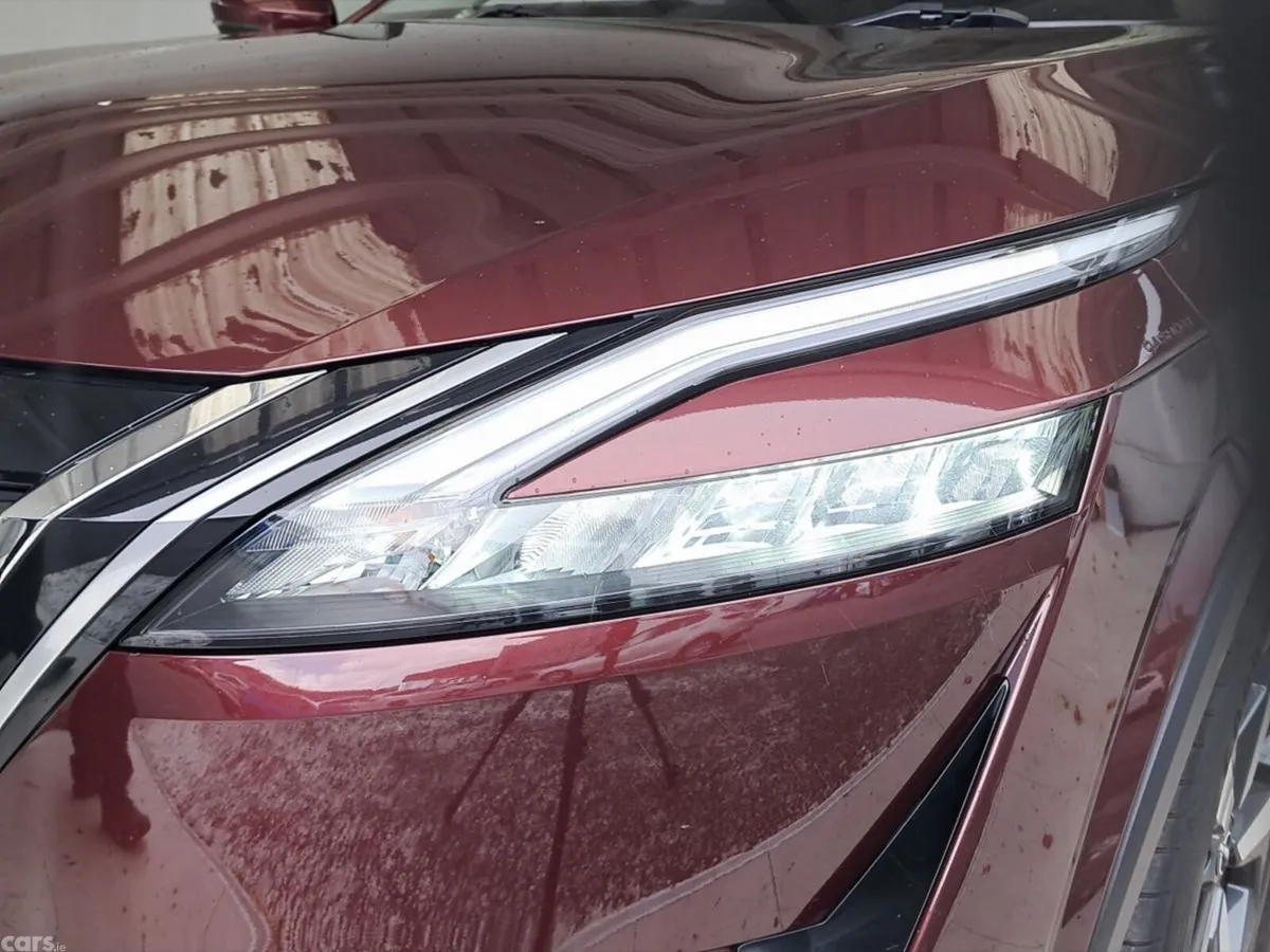 Nissan Qashqai SUV, Petrol Hybrid, 2024, Red