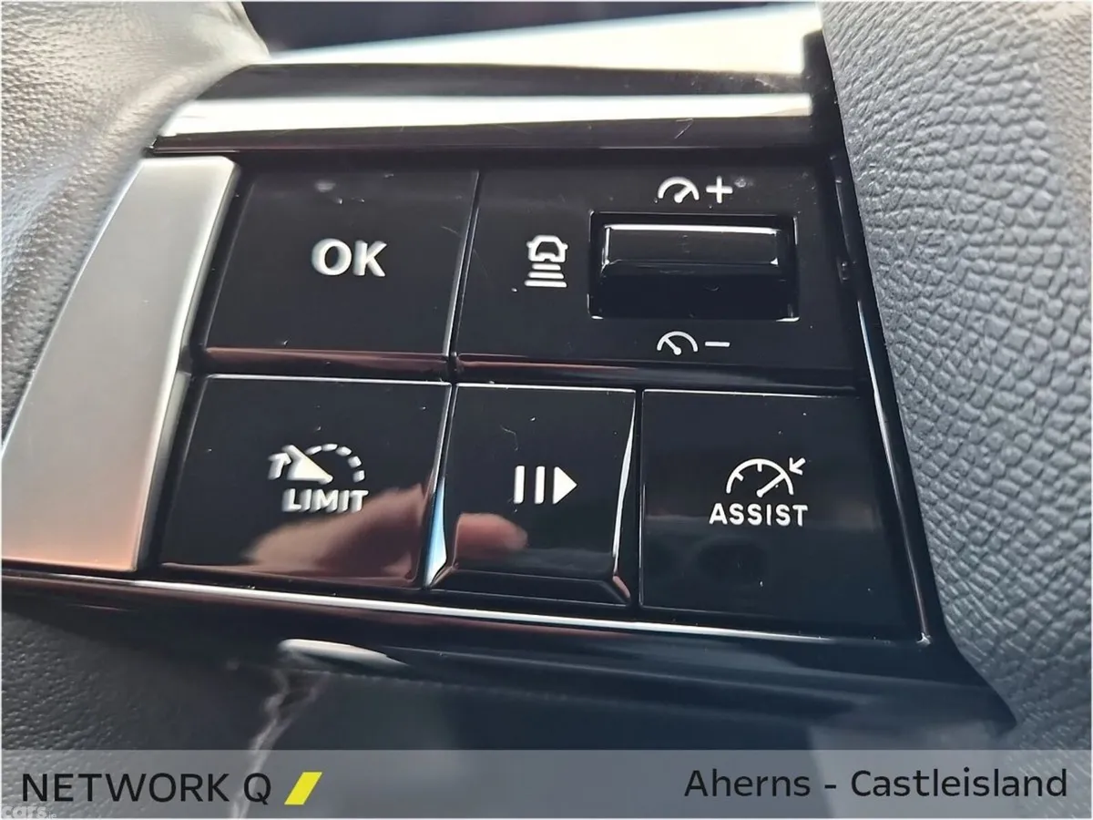 Opel Astra Hatchback, Petrol, 2023, Black