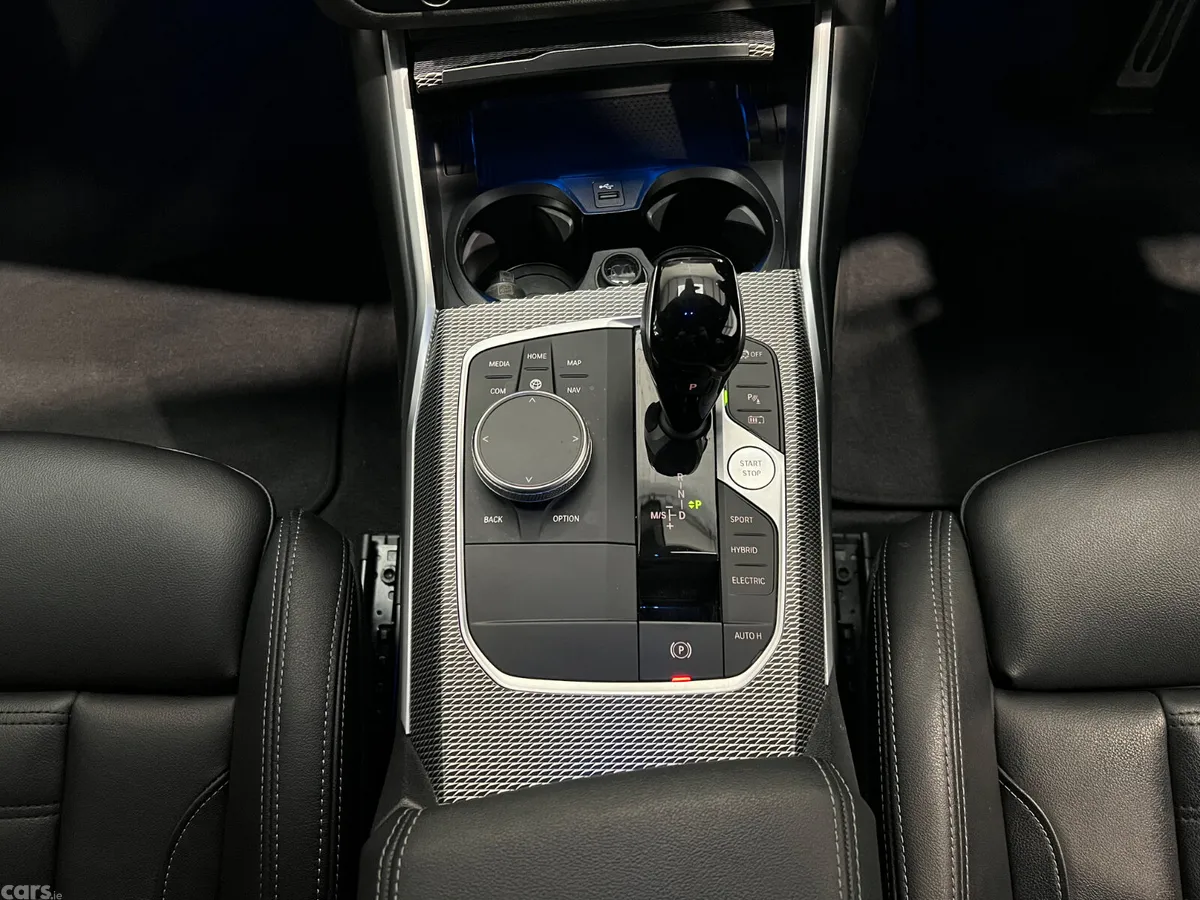 BMW 3-Series Saloon, Petrol Plug-in Hybrid, 2022, Black
