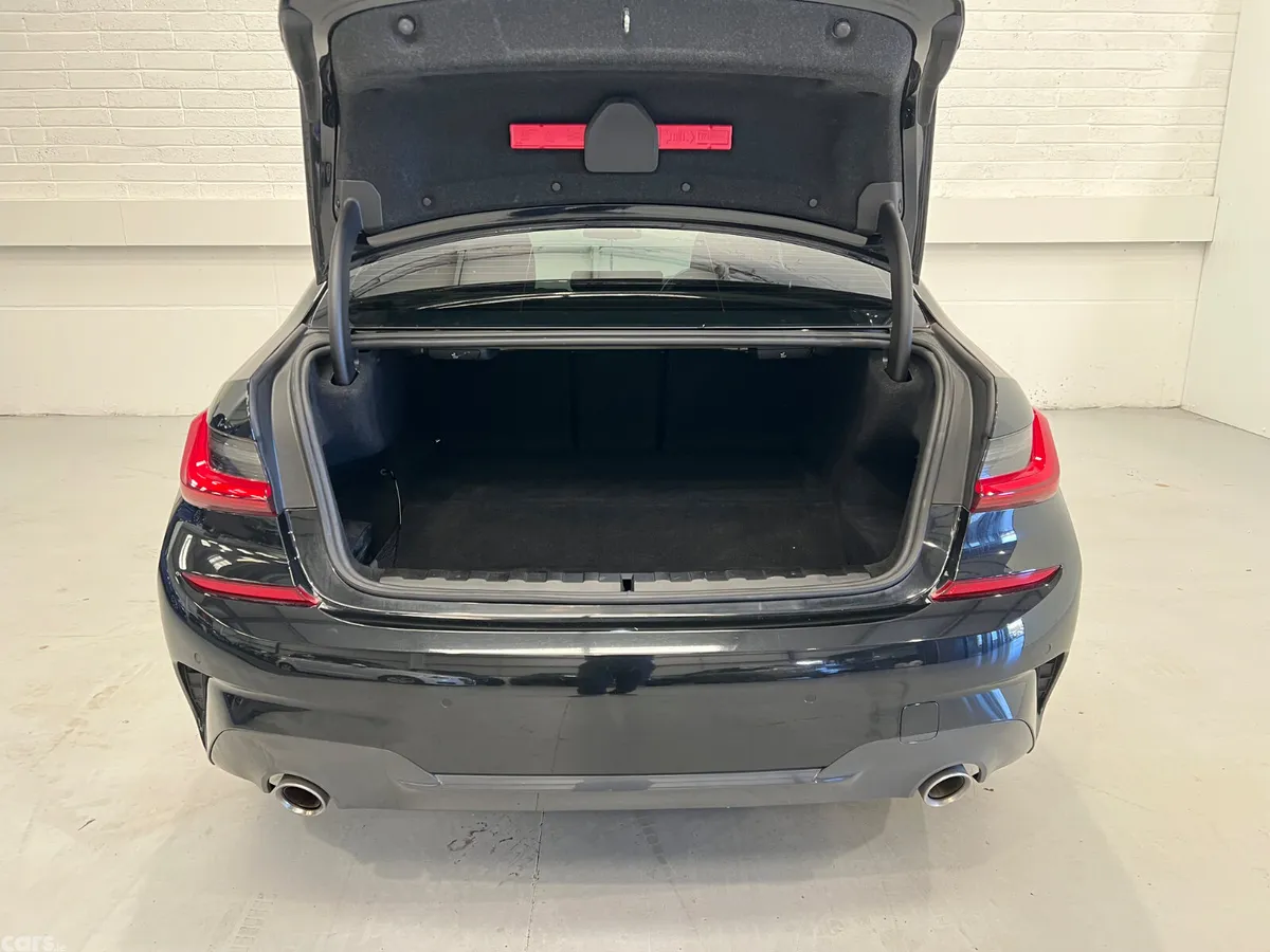BMW 3-Series Saloon, Petrol Plug-in Hybrid, 2022, Black
