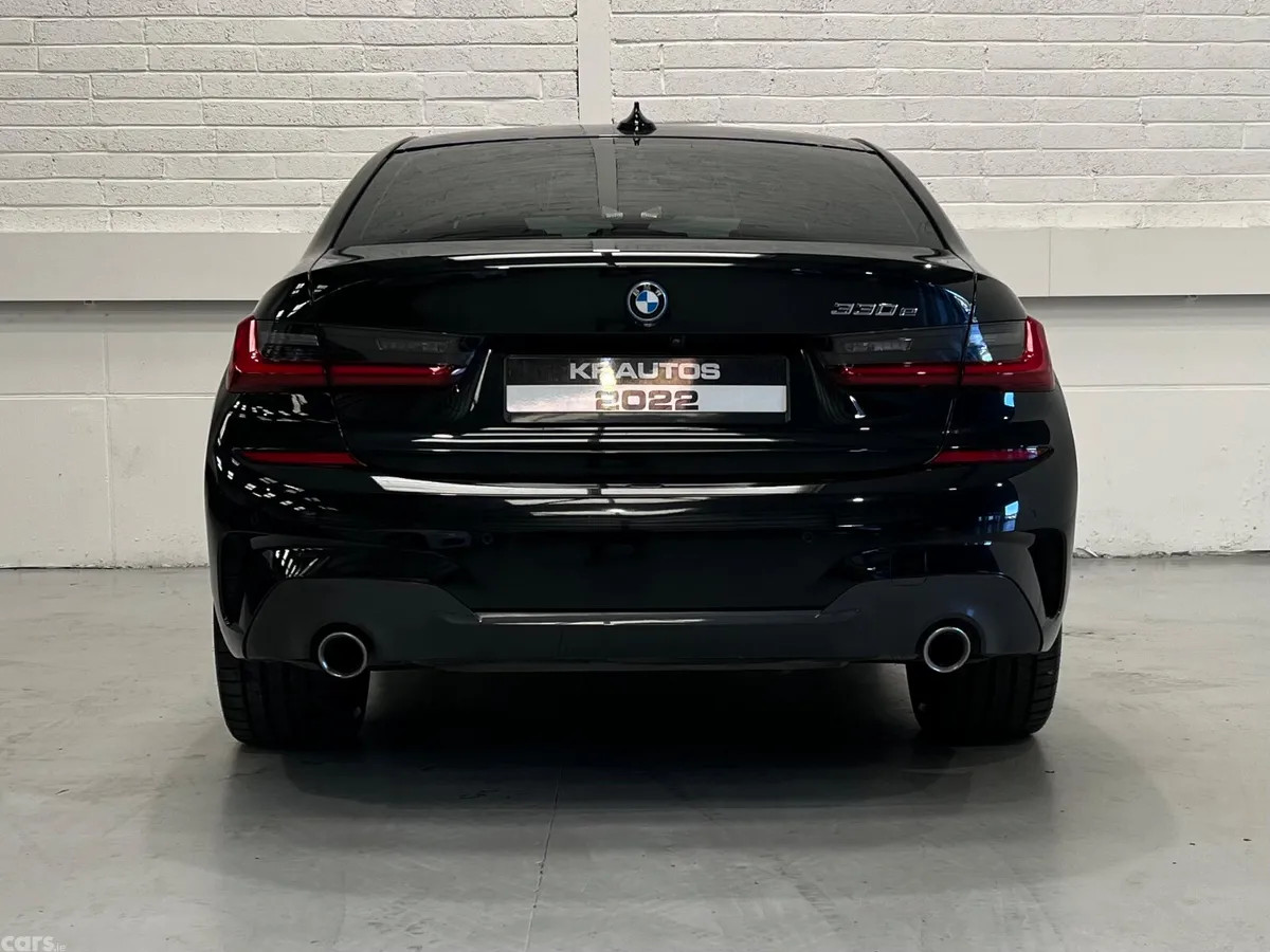 BMW 3-Series Saloon, Petrol Plug-in Hybrid, 2022, Black