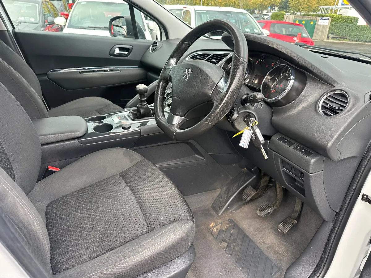 Peugeot 3008 SUV, Diesel, 2016, White