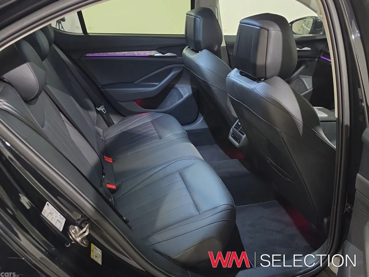 Skoda Superb Saloon, Diesel, 2025, Black