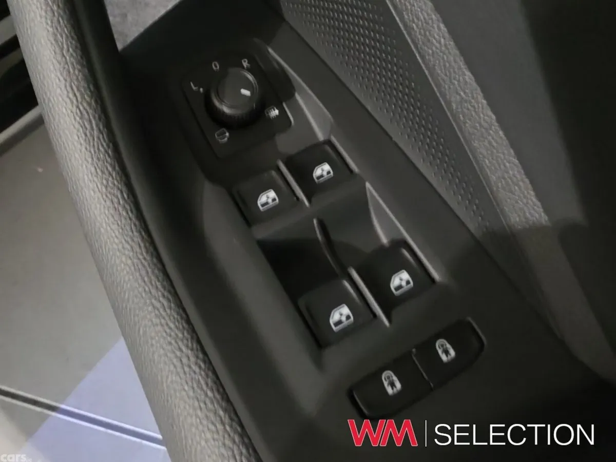 Skoda Superb Saloon, Diesel, 2025, Black