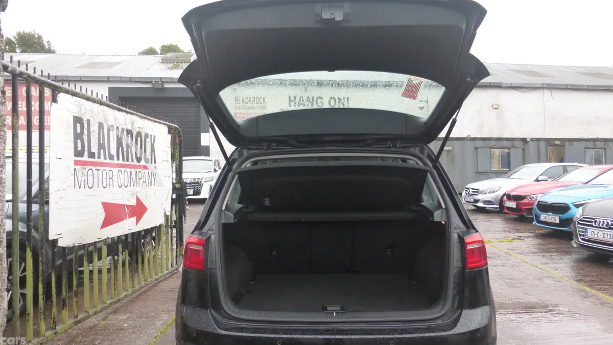Volkswagen Golf Estate, Petrol, 2015, Black