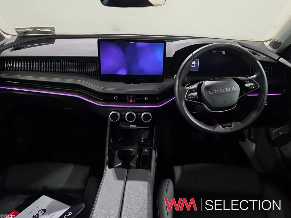 Skoda Superb Saloon, Diesel, 2025, Black