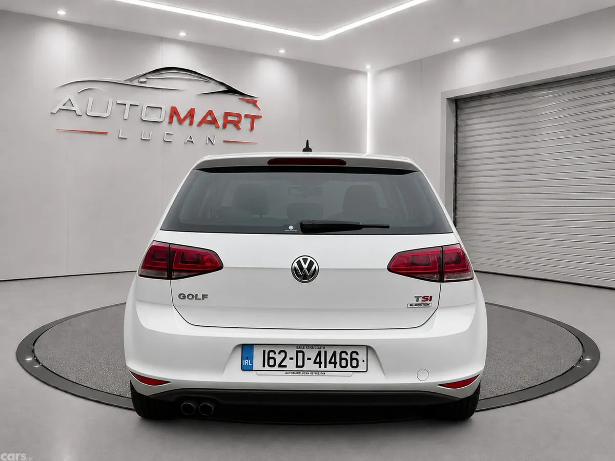 Volkswagen Golf Hatchback, Petrol, 2016, White