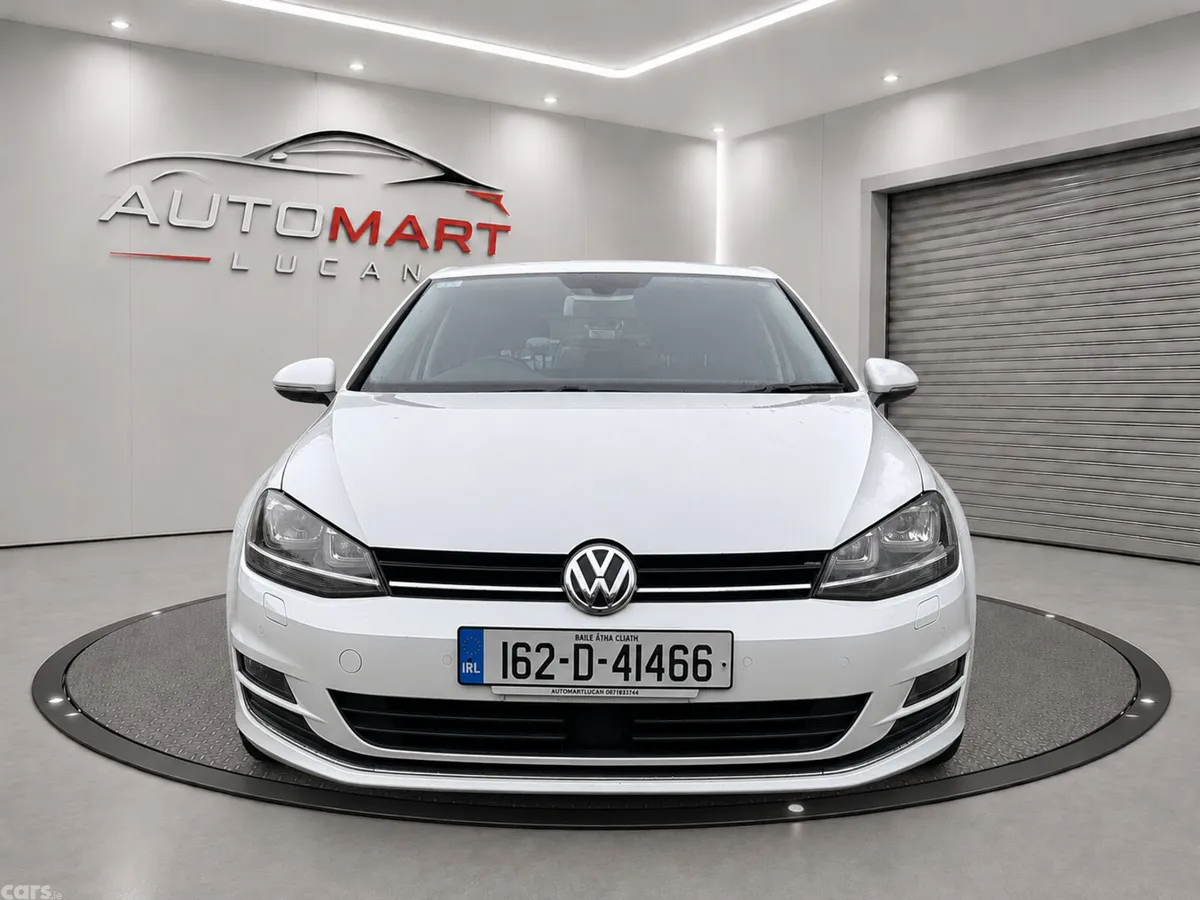 Volkswagen Golf Hatchback, Petrol, 2016, White