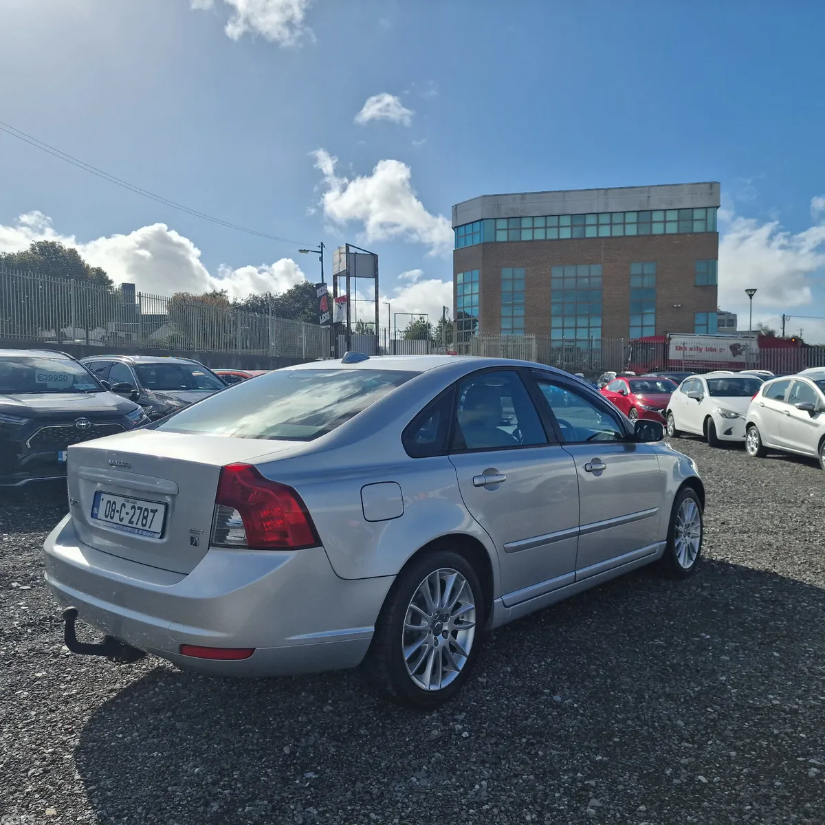 Volvo S40 Saloon, Petrol, 2008, Silver