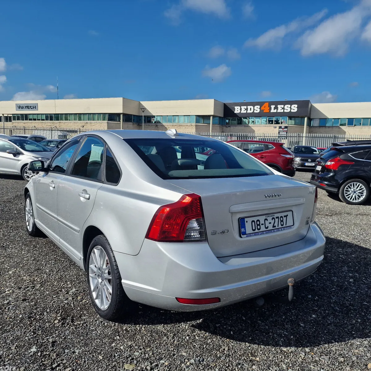 Volvo S40 Saloon, Petrol, 2008, Silver